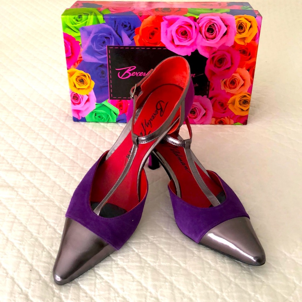 NIB Beverly Feldman Sarah Bis Sz9/40 magenta purple t-strap pointy toe.